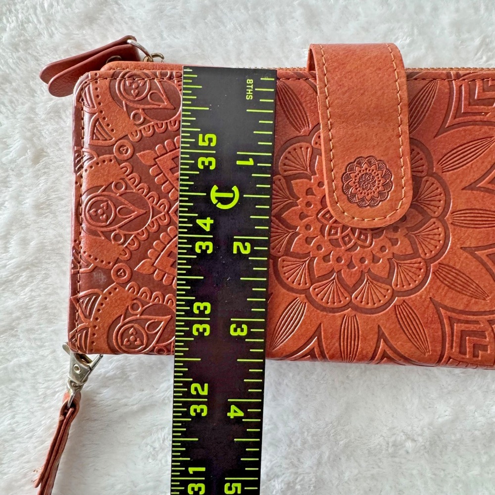 Hand Tooled Brown Leather Floral Wallet‎ Trifold Magnetic Closure - Picture 10 of 10